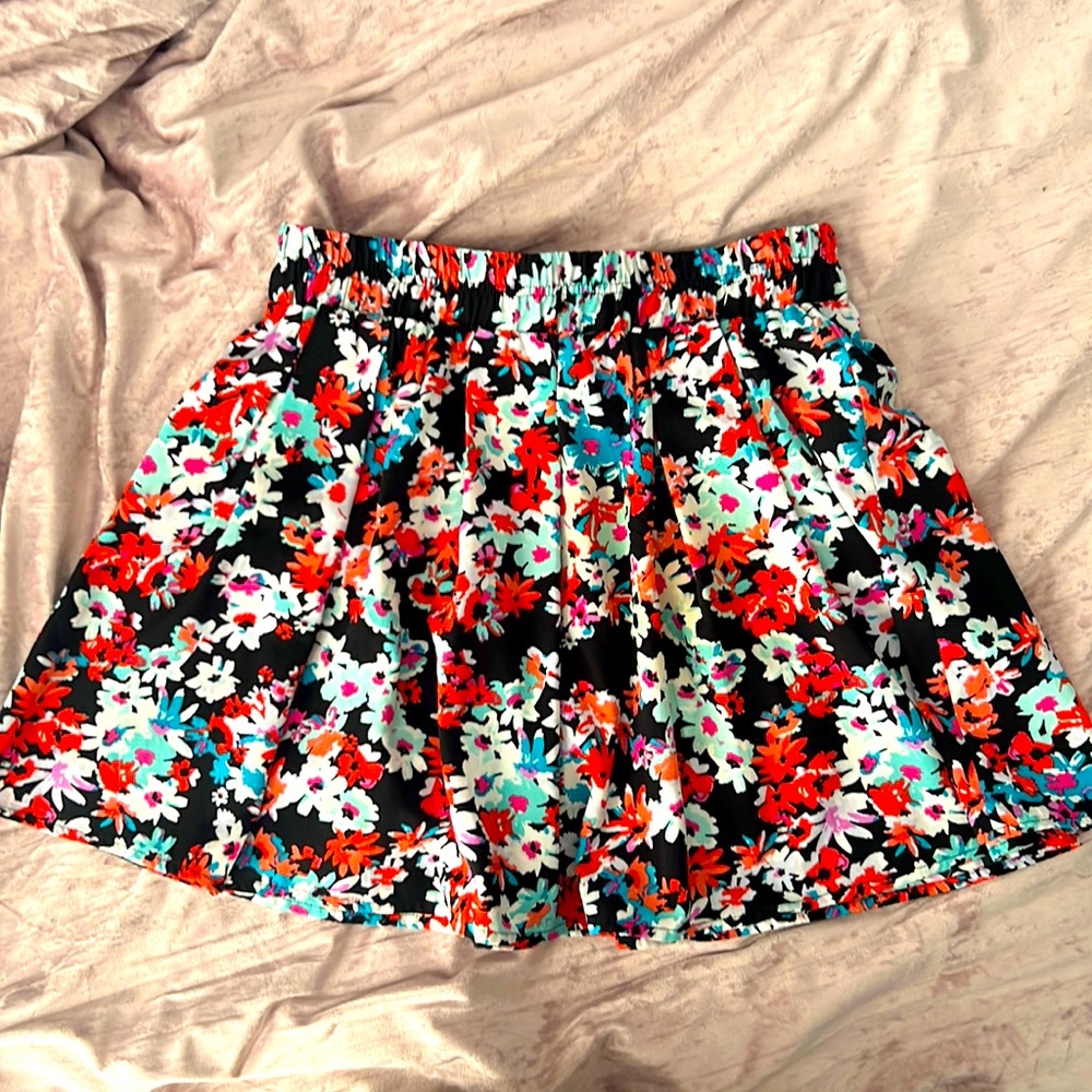 Pull on Floral Skirt